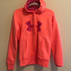 Under armor performance sweatshirt